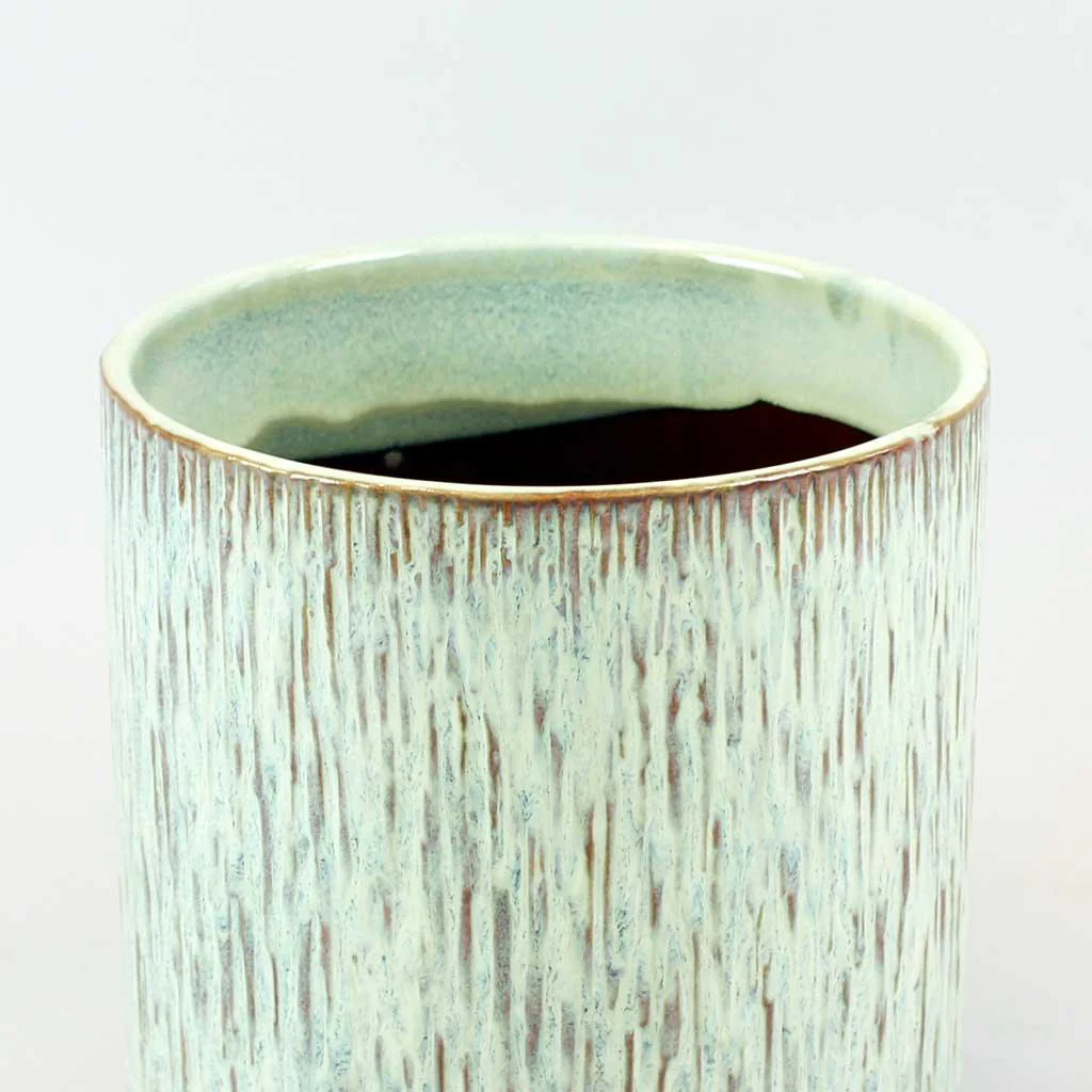 Light Green Ceramic Pot 'Lichen' - Image 4